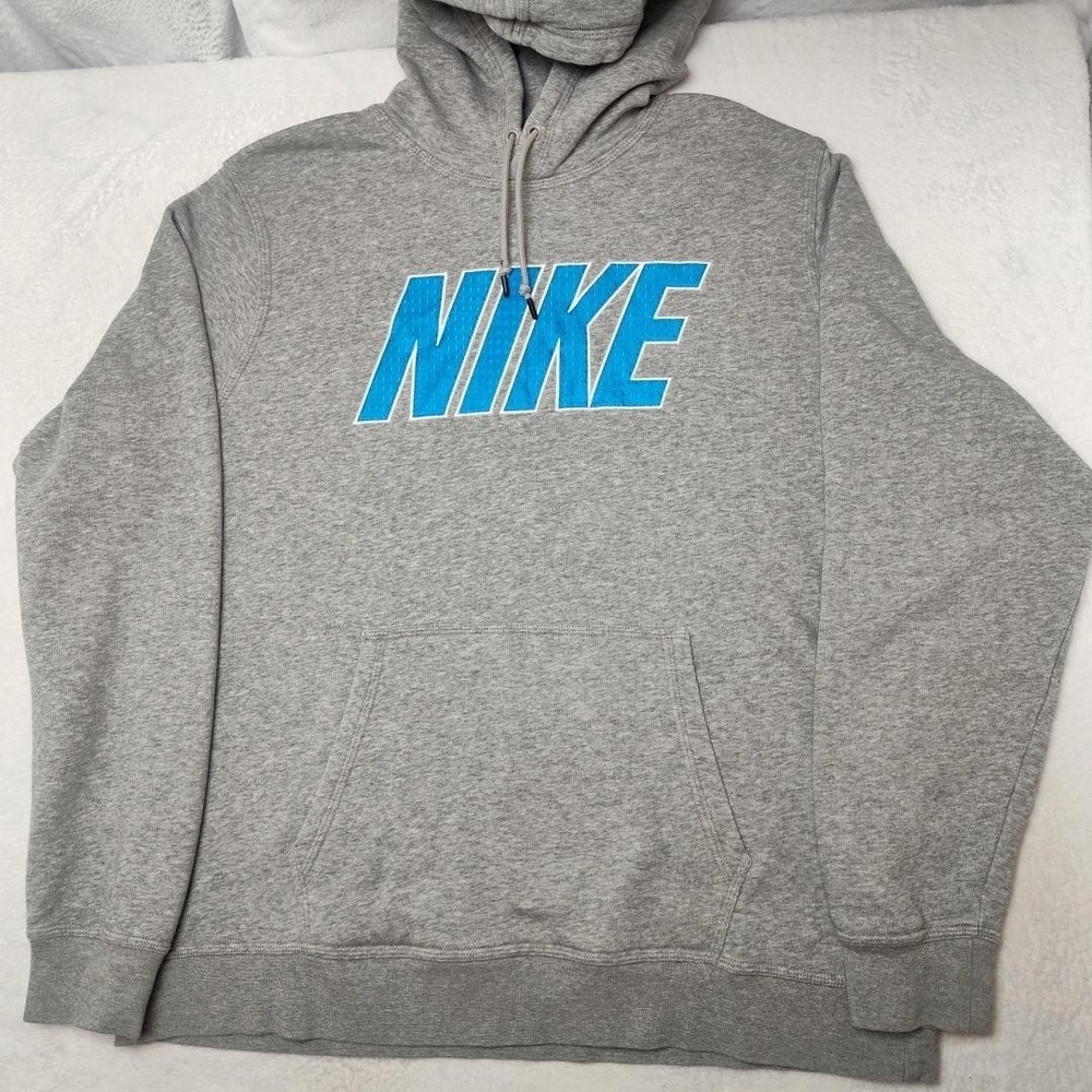 Nike Hoodie Mens XL Gray Pullover Fleece Hooded Pockets Spell Out Logo 576978